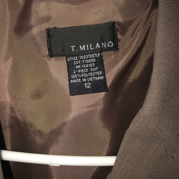 T. Milano 2pc Jacket & Pant Suit - Picture 3 of 4